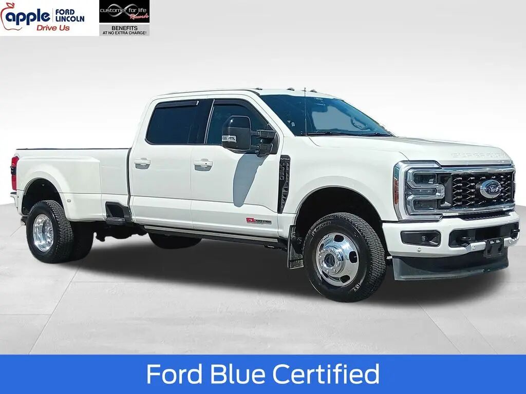 2025 Ford F-350 Super Duty Platinum — photo 1 of 13