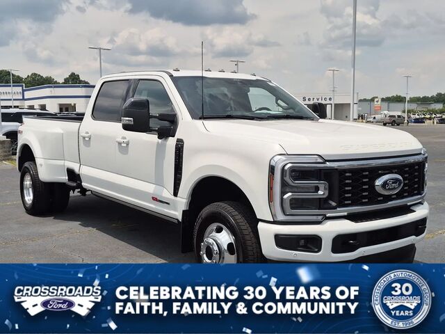 2025 Ford F-350 Super Duty Platinum