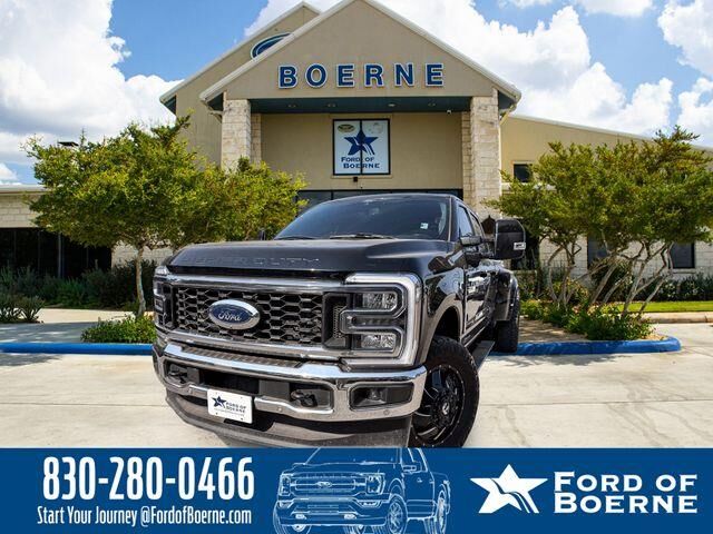 2024 Ford F-350 Super Duty Lariat