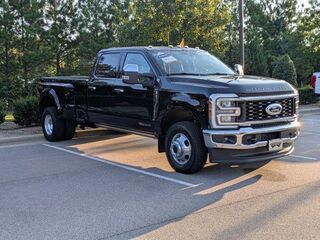 2026 Ford F-350 Super Duty Lariat