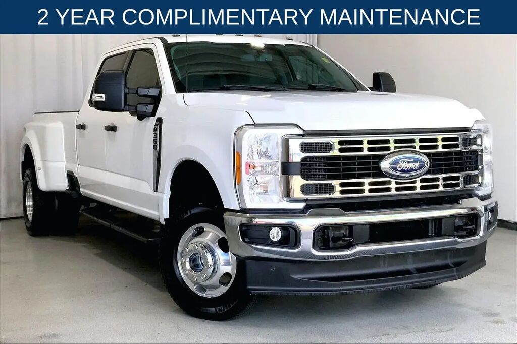 2023 Ford F-350 Super Duty XLT — photo 1 of 13