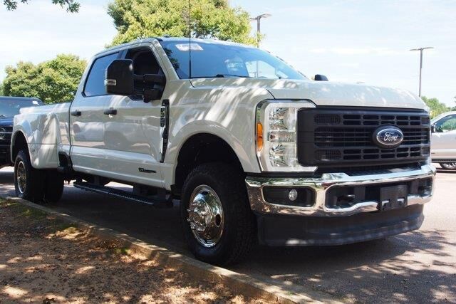 2023 Ford F-350 Super Duty XL