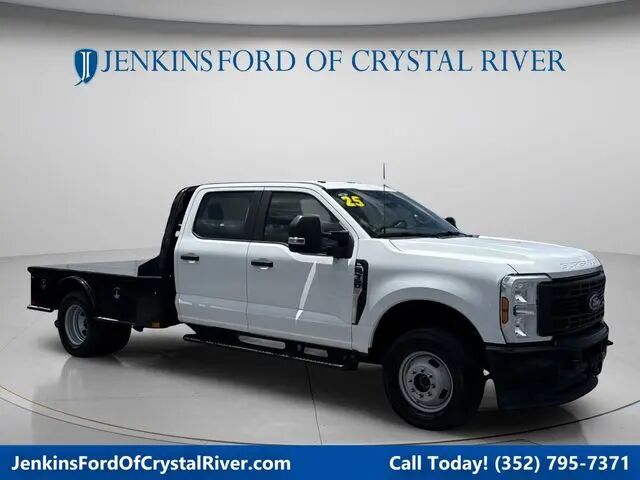 2025 Ford F-350 Super Duty XL — photo 1 of 13