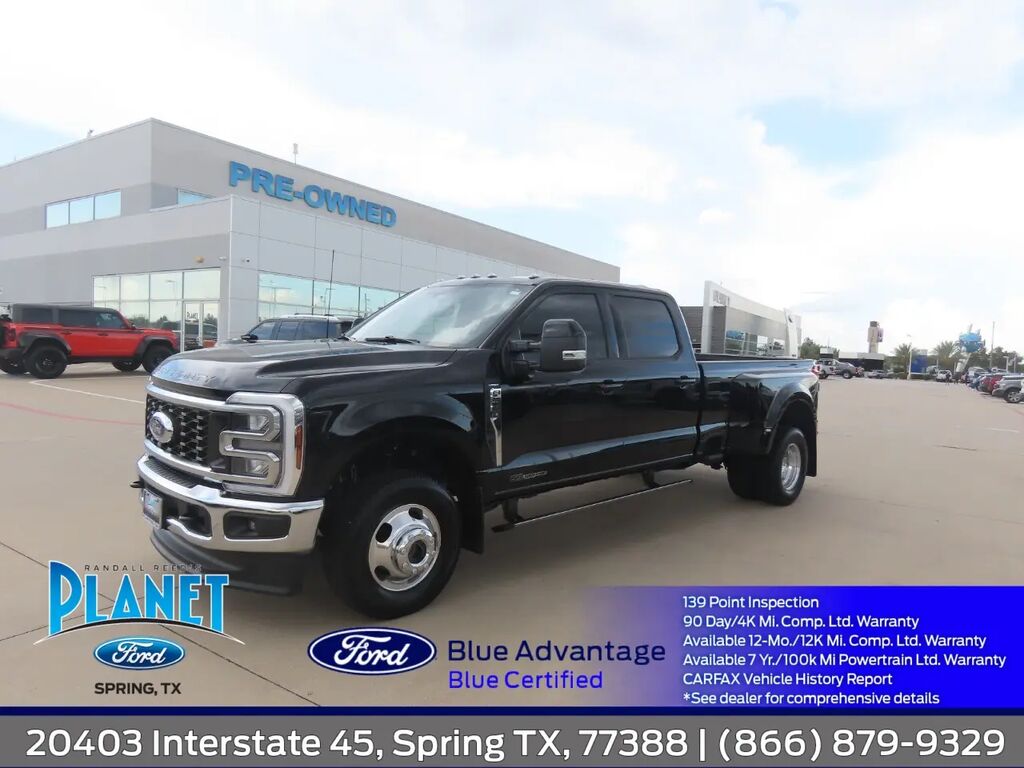 2025 Ford F-350 Super Duty Lariat — photo 1 of 13