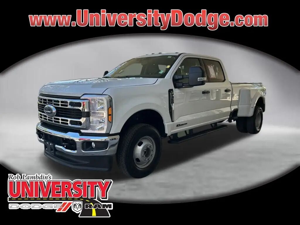 2025 Ford F-350 Super Duty King Ranch — photo 1 of 13