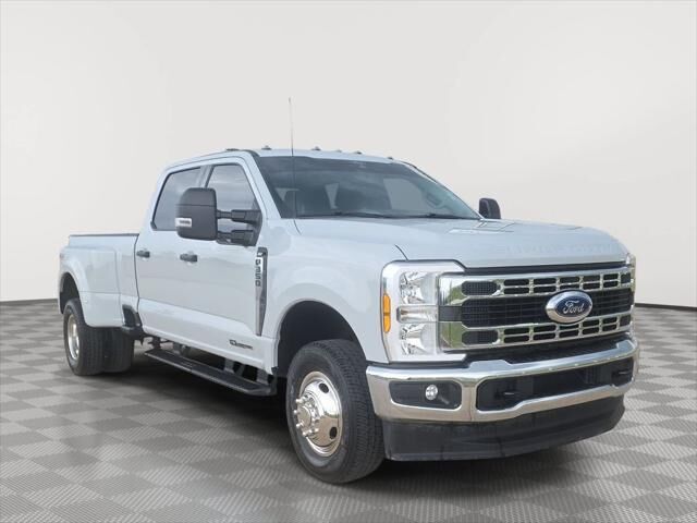 2026 Ford F-350 Super Duty XLT
