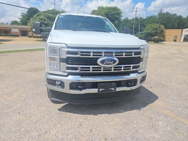 2026 Ford F-350 Super Duty XLT