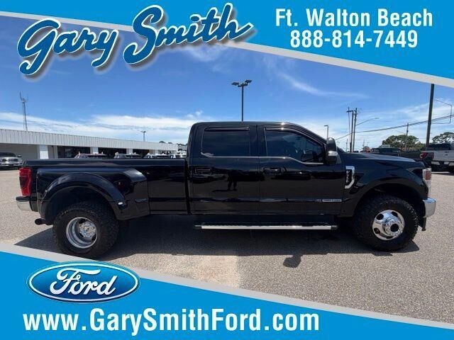 2022 Ford F-350 Super Duty Lariat