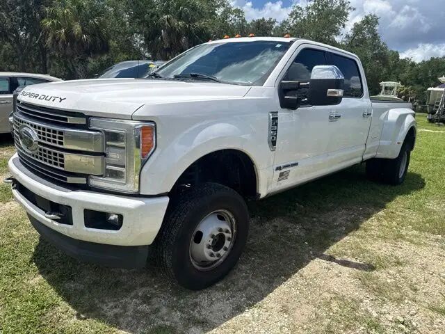 2019 Ford F-350 Super Duty Platinum