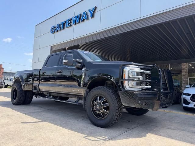 2024 Ford F-350 Super Duty King Ranch