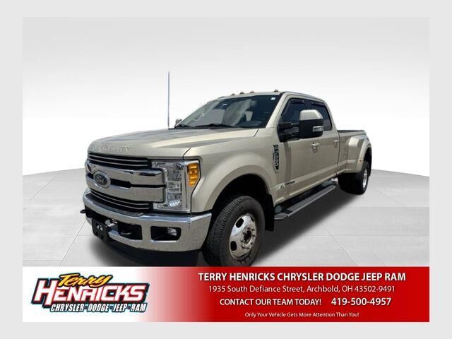 2017 Ford F-350 Super Duty Lariat