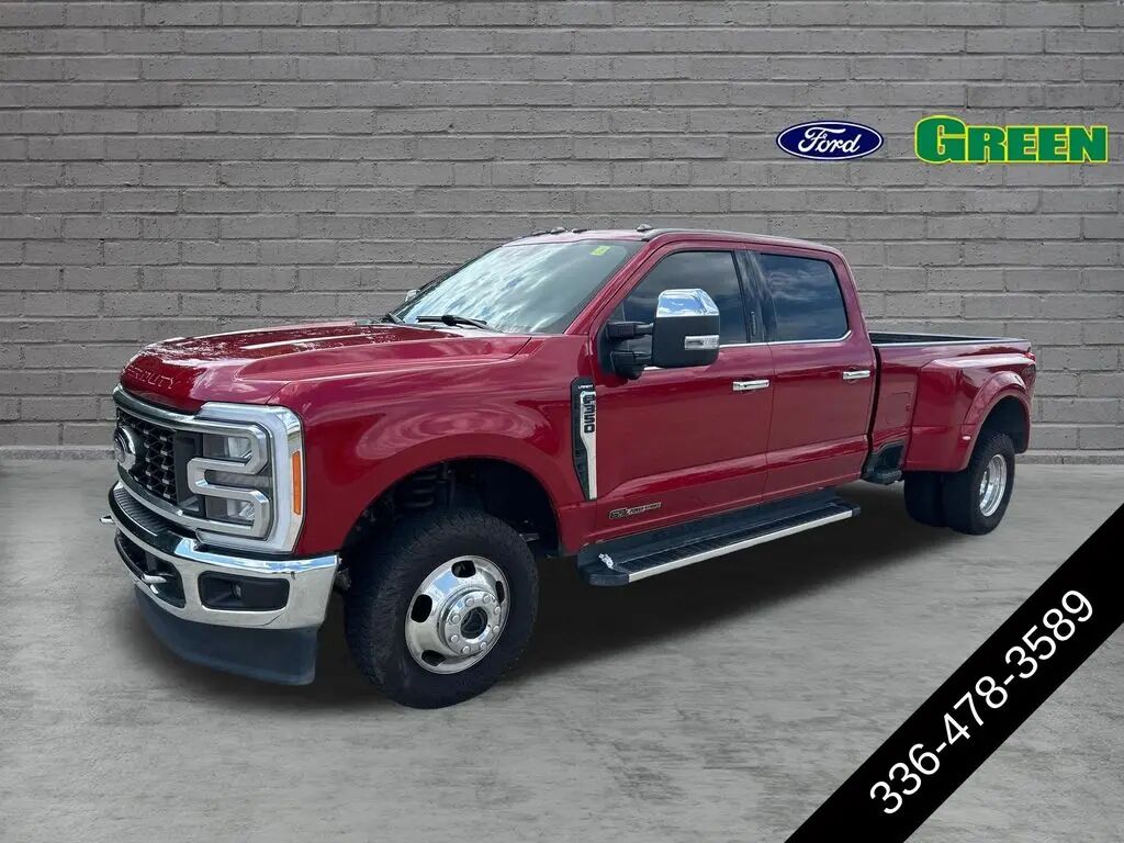 2023 Ford F-350 Super Duty Lariat — photo 1 of 13