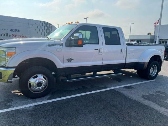 2015 Ford F-350 Super Duty Lariat