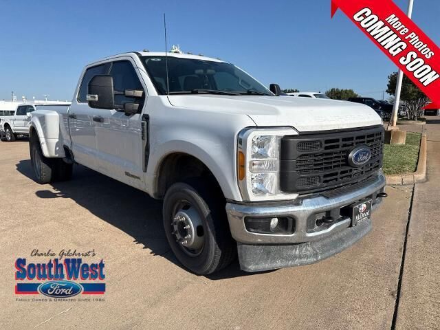 2023 Ford F-350 Super Duty XL
