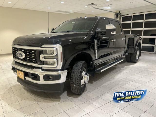 2025 Ford F-350 Super Duty Lariat