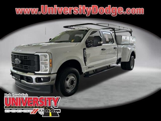 2025 Ford F-350 Super Duty Platinum