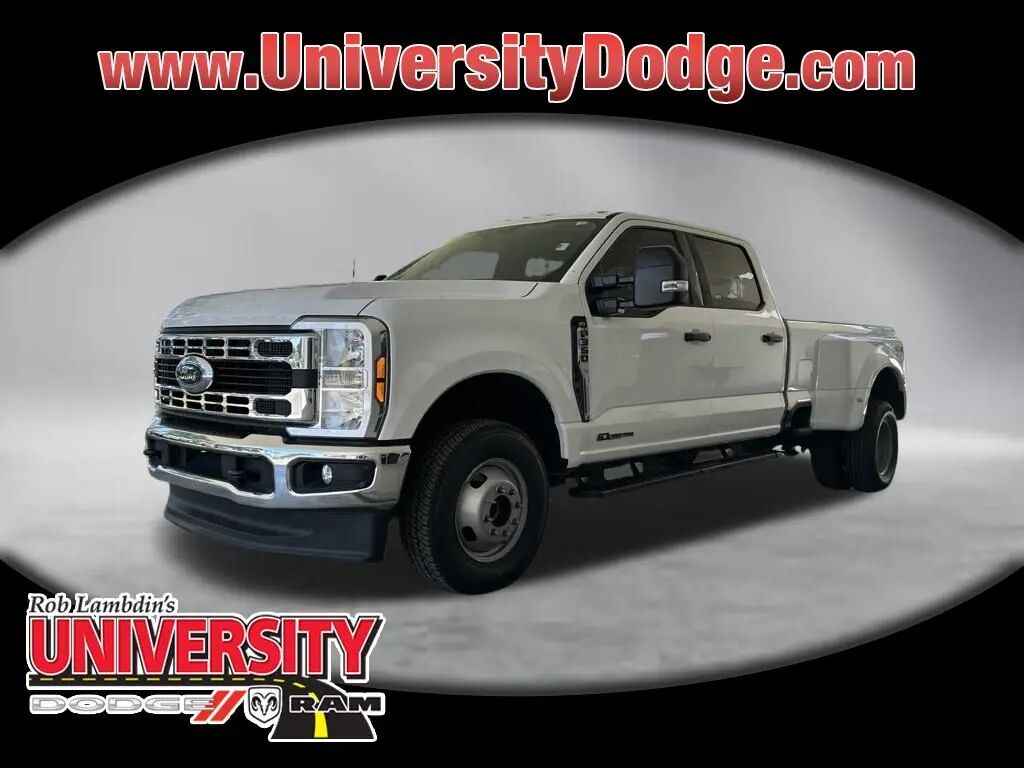 2026 Ford F-350 Super Duty XLT — photo 1 of 13
