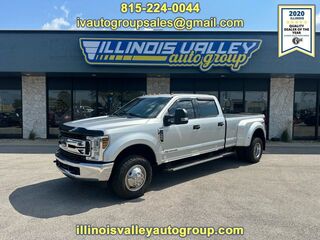 2019 Ford Super Duty F-350 DRW XLT Crew Cab Long Bed DRW 4WD