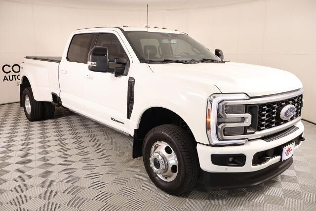 2025 Ford F-350 Super Duty Platinum