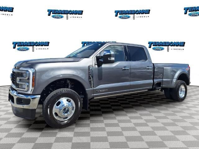 2026 Ford F-350 Super Duty Lariat