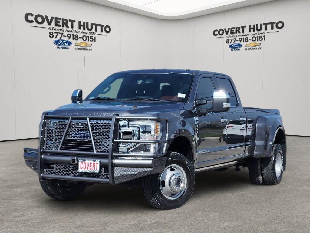 2022 Ford F-350 Super Duty Platinum — photo 1 of 1