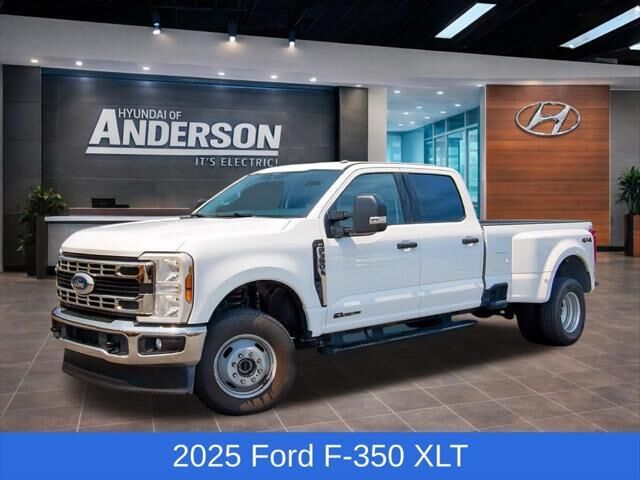 2025 Ford F-350 Super Duty XLT