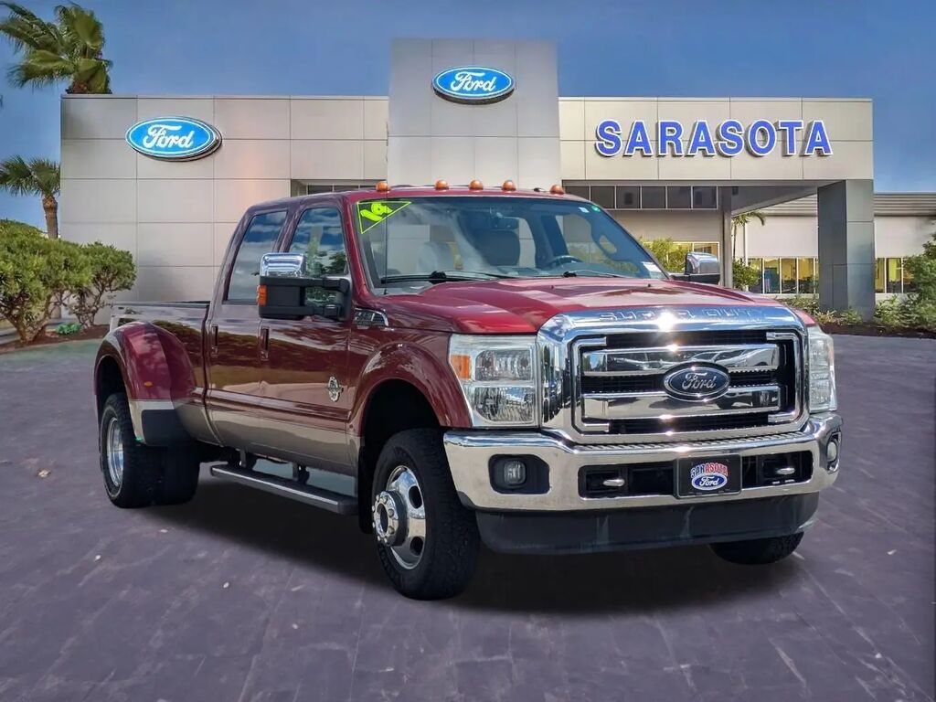 2014 Ford F-350 Super Duty Lariat — photo 1 of 13