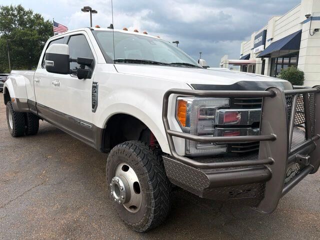 2019 Ford F-350 Super Duty King Ranch
