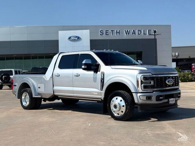 2024 Ford F-450 Super Duty Platinum