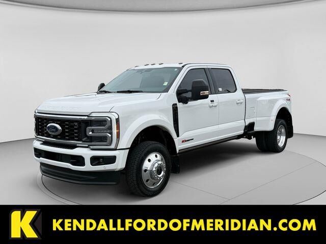 2025 Ford F-450 Super Duty Platinum