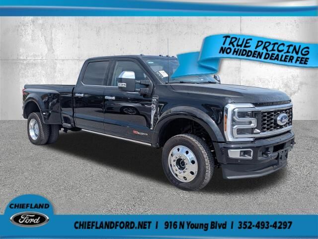 2026 Ford F-450 Super Duty Platinum