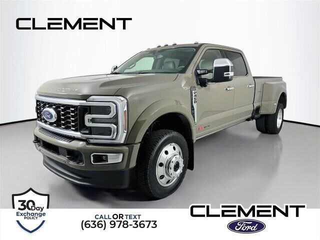 2026 Ford F-450 Super Duty Platinum