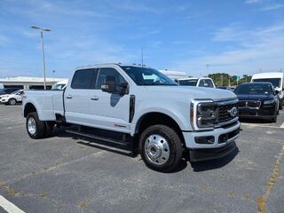 2026 Ford F-450 Super Duty Platinum