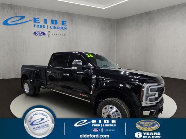 2026 Ford F-450 Super Duty Platinum