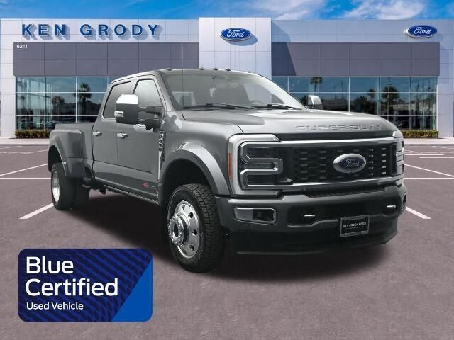 2023 Ford F-450 Super Duty Platinum