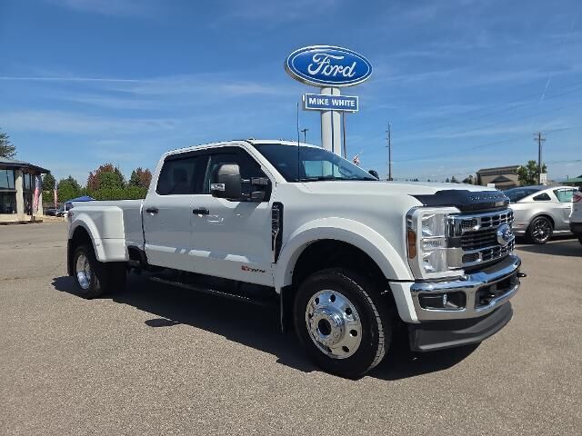 2025 Ford F-450 Super Duty XL