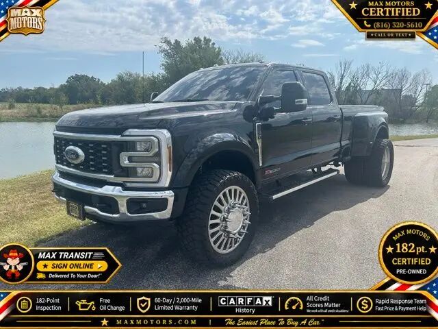 2026 Ford F-450 Super Duty Lariat — photo 1 of 13