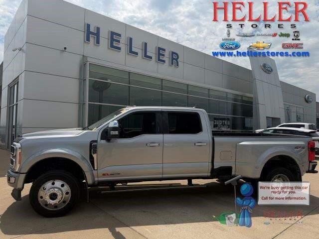 2023 Ford F-450 Super Duty Platinum