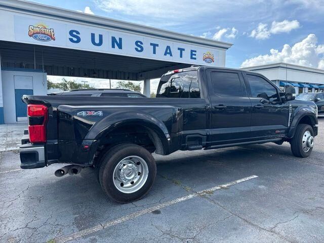 2023 Ford F-450 Super Duty Lariat