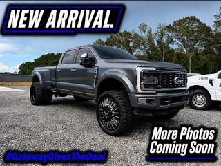 2024 Ford F-450 Super Duty Platinum