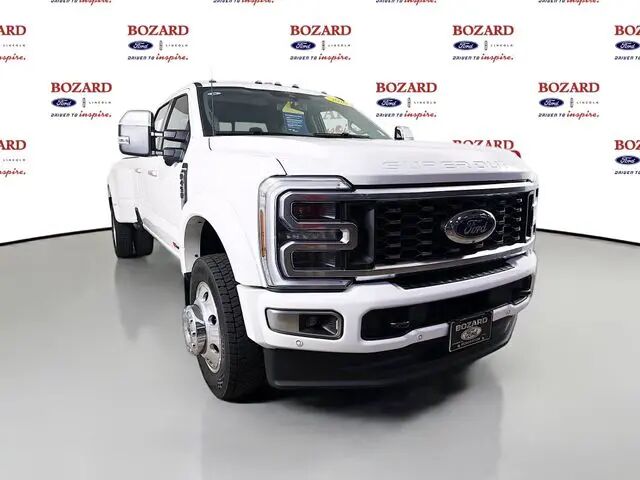 2026 Ford F-450 Super Duty Platinum