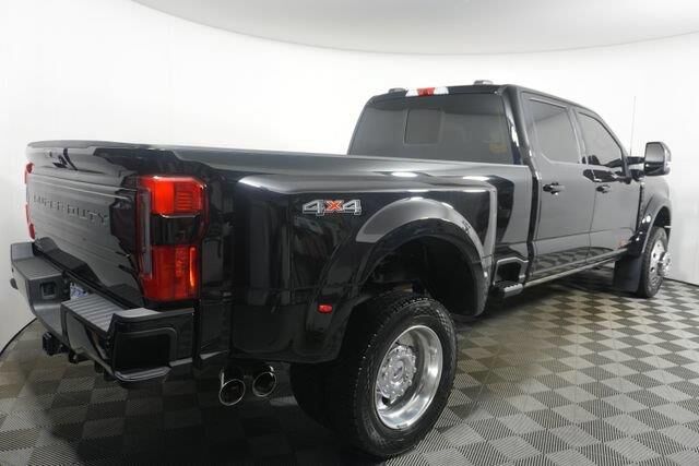 2026 Ford F-450 Super Duty Platinum