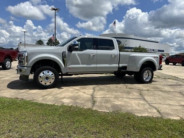 2026 Ford F-450 Super Duty XLT