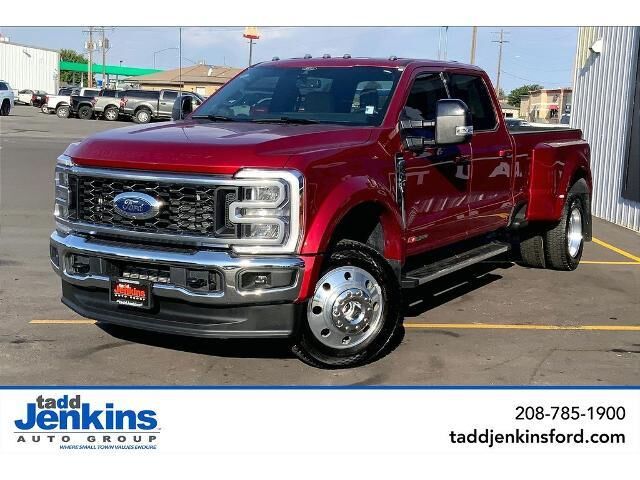2026 Ford F-450 Super Duty Lariat