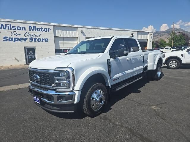 2026 Ford F-450 Super Duty Lariat