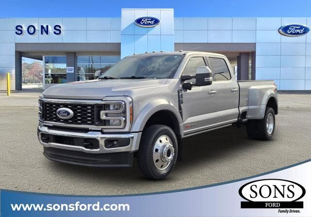 2023 Ford F-450 Super Duty Lariat
