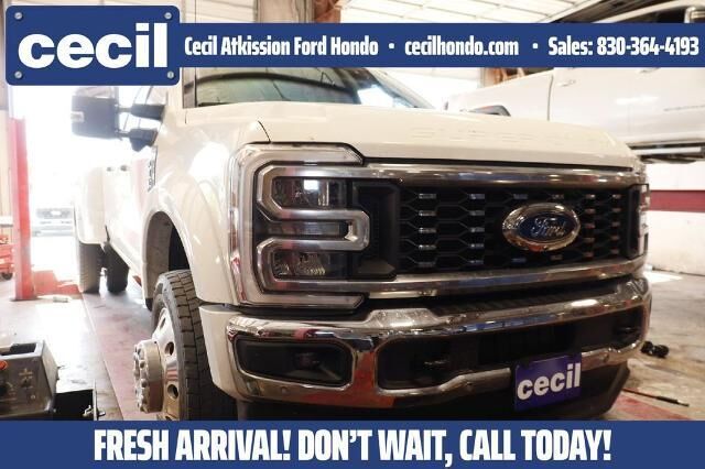 2025 Ford F-450 Super Duty King Ranch