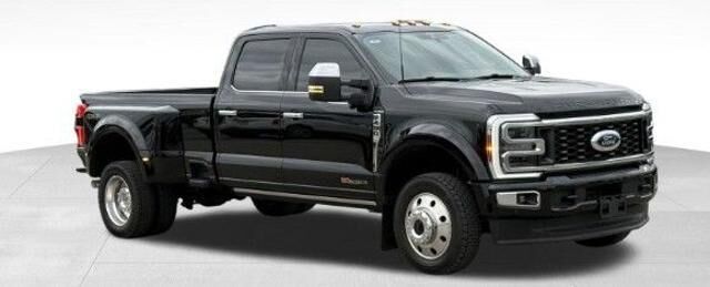 2026 Ford F-450 Super Duty Platinum
