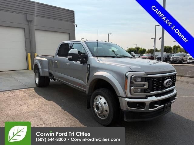 2023 Ford F-450 Super Duty Lariat