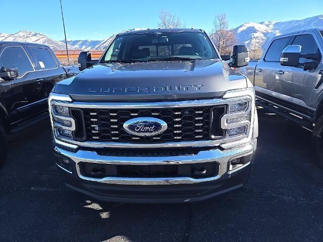 2024 Ford F-450 Super Duty Lariat